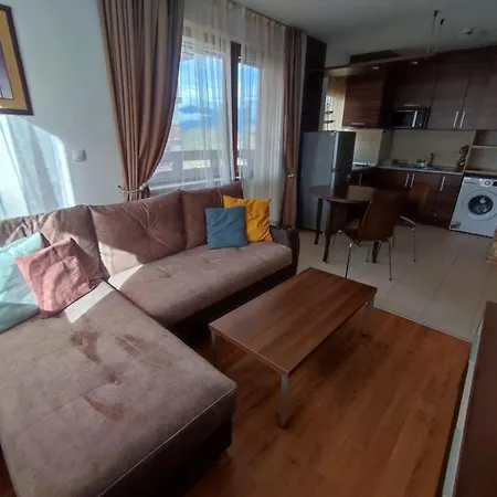 в Belvedere Apartment